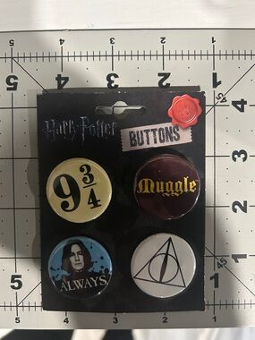 Warner Bros. Harry Potter Pin Backing Card - Black
